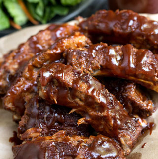 Instant Pot Baby Back Ribs are amazing, very tasty, and done in under an hour! simplyhappyfoodie.com #instantpotrecipes #instantpotribs