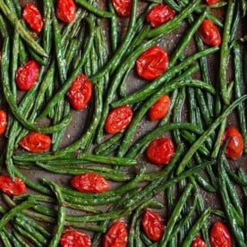 Roasted Spicy Green Beans with Tomatoes