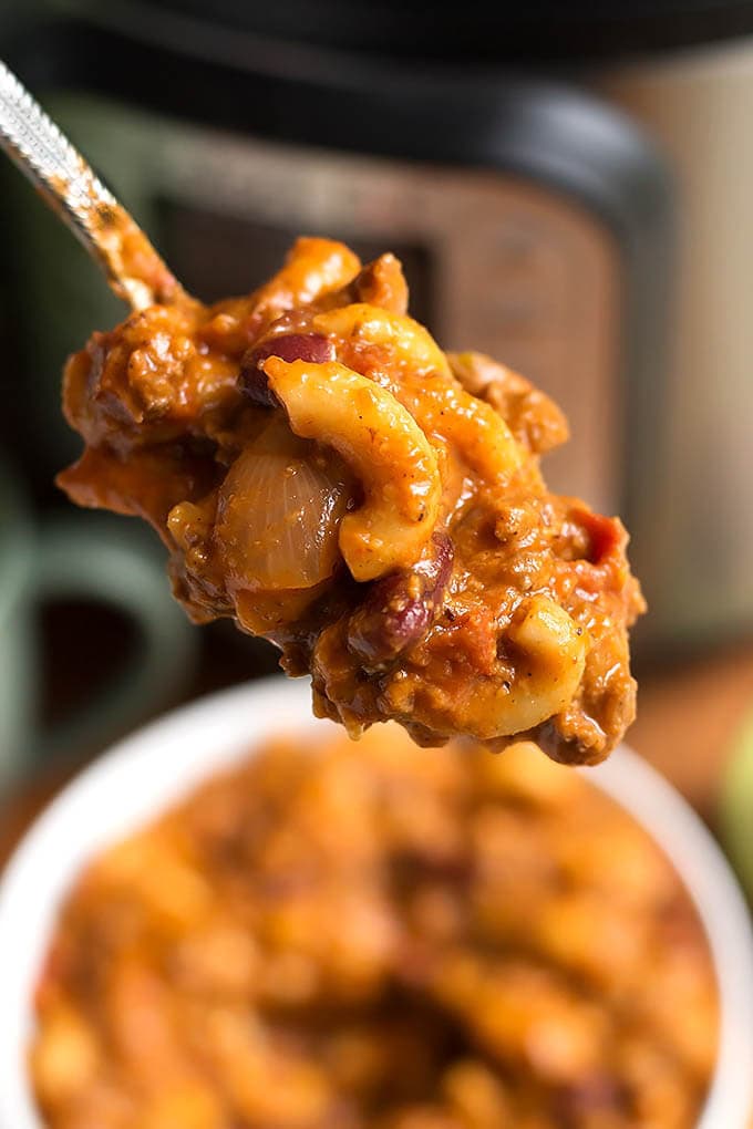Close up of Chili Mac on a spoon