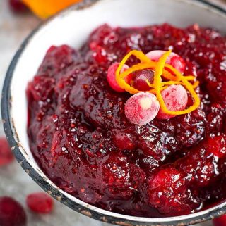 Instant Pot Cranberry Sauce is delicious, quick, and easy. pressure cooker cranberry sauce tastes better than canned! simplyhappyfoodie.com #instantpotrecipes #instantpotcranberrysauce #cranberrysauce #instapot #pressurecookercranberrysauce instant pot thanksgiving recipes