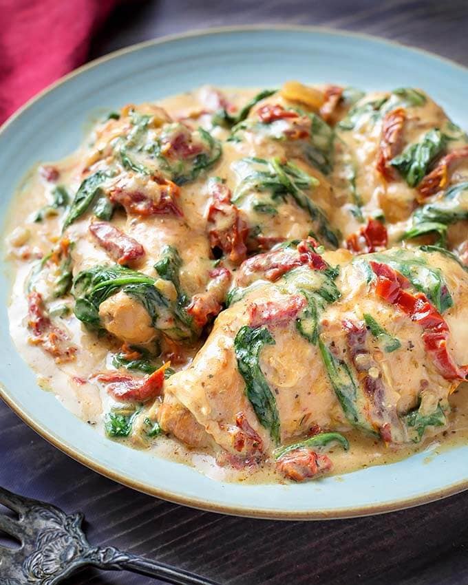 Slow Cooker Creamy Tuscan Chicken - Simply Happy Foodie