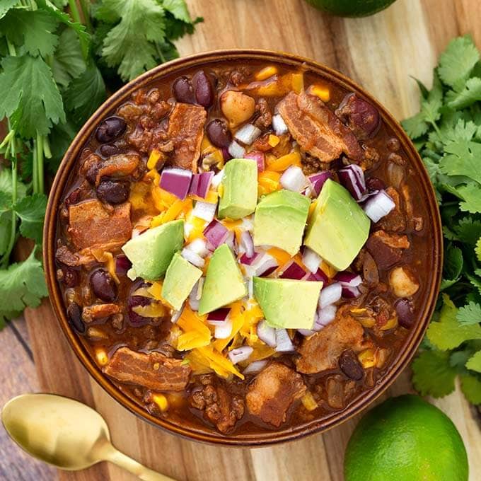 Slow Cooker Beefy Bacon Chili Simply Happy Foodie