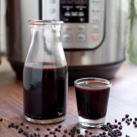 Instant Pot Elderberry Syrup