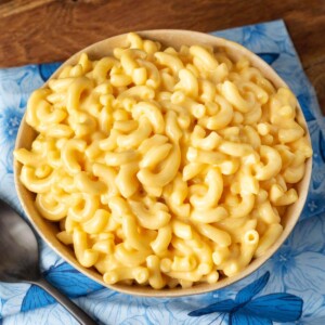 Slow Cooker Mac and Cheese