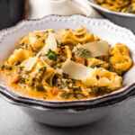 slow cooker creamy tortellini soup