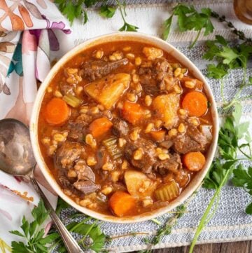 bowl of beef barley soup.