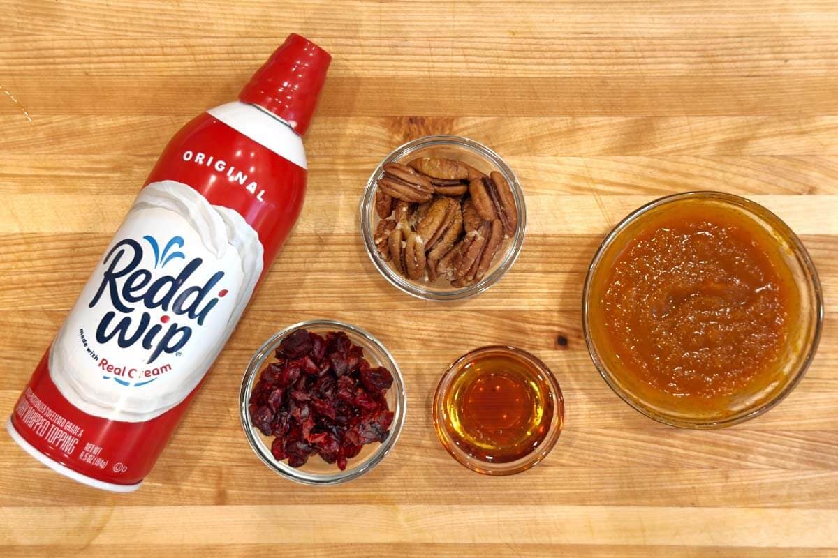 Garnishes for Pumpkin Overnight Oats